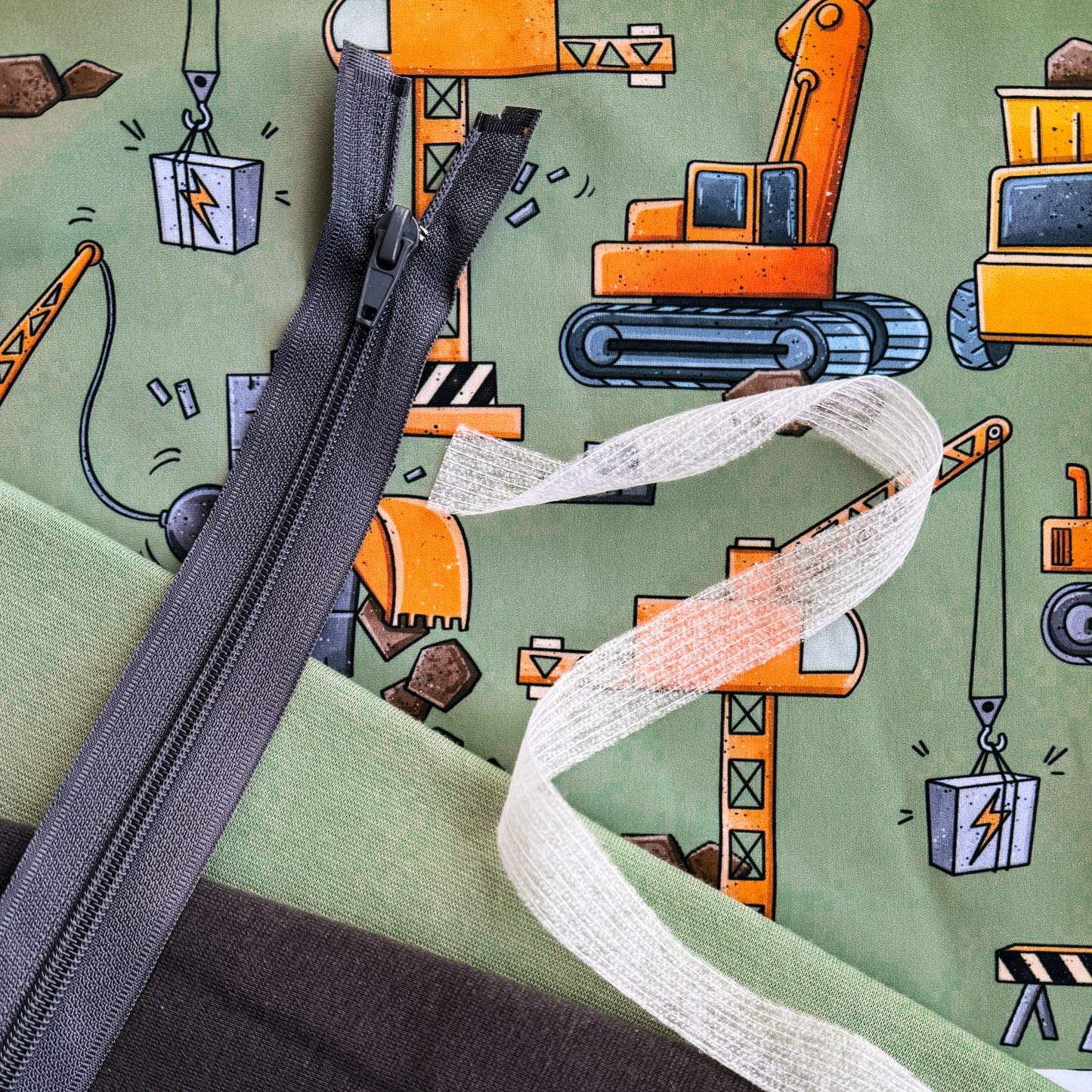 BRUSHED SCUBA: Construction site