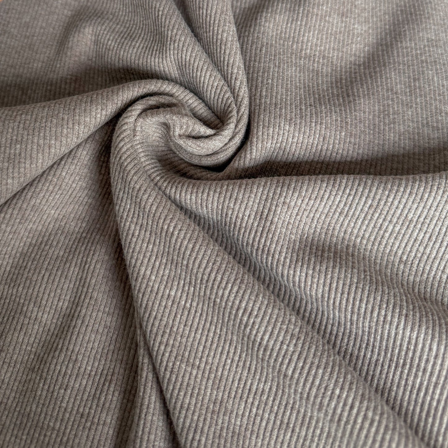 Meleerattu taupe ribbiresori