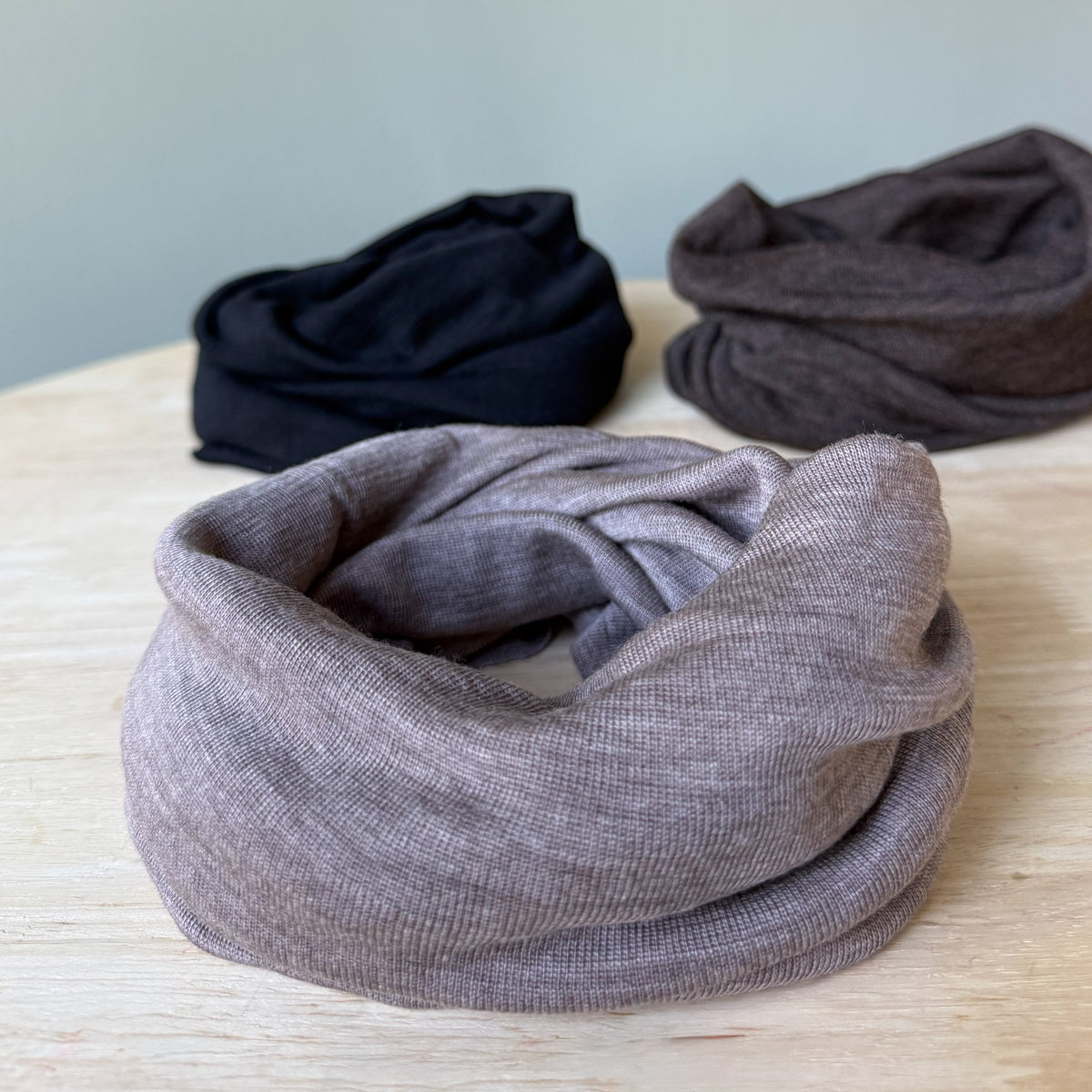 Kotimainen 100% merinotuubi: meleerattu taupe